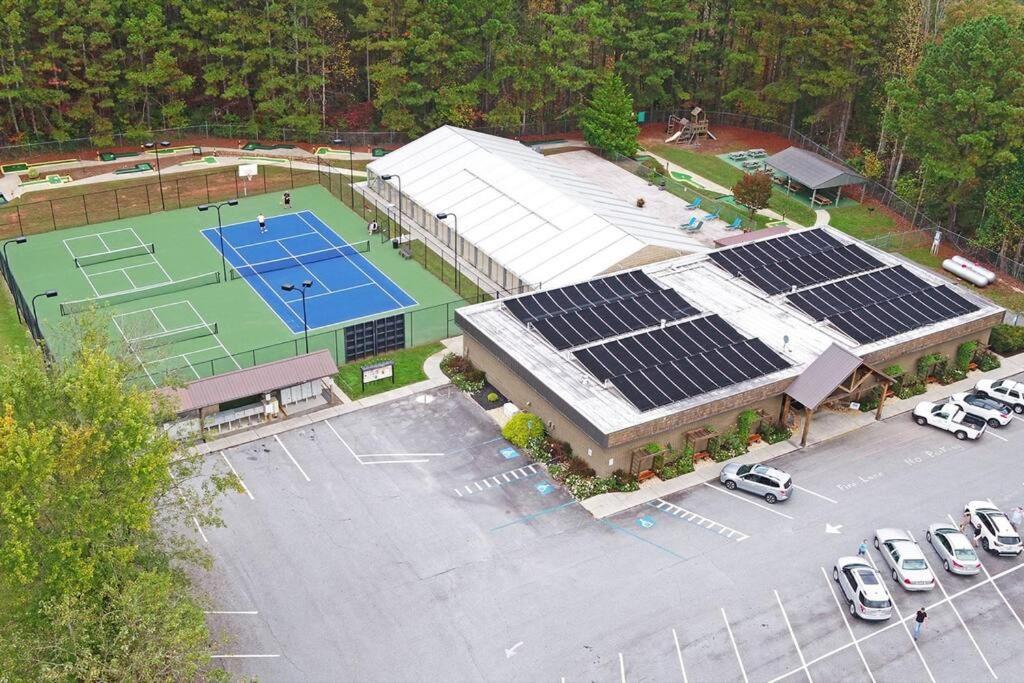 Hot-Tub 6 Seater, Fire-Pit, Master King Bed, Wineries, Pickleball, Resort Amenities إليجاي المظهر الخارجي الصورة